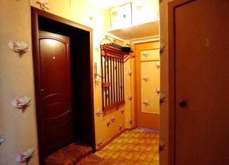 Продам 2-комнатную квартиру, 44.2 м2, Новочебоксарск, Советская улица, 7