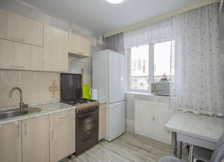 Продам однокомнатную квартиру, 31.4 м2, Екатеринбург, улица Индустрии, 102, улица Индустрии