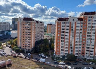 Продам 1-комнатную квартиру, 38 м2, Москва, улица Руднёвка, 17, метро Улица Дмитриевского
