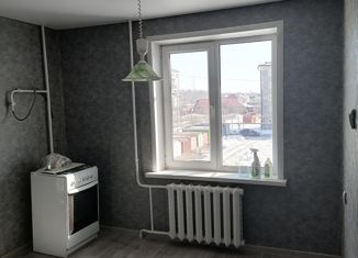 Продается 1-комнатная квартира, 32 м2, Шадринск, улица Автомобилистов, 60