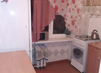 Продажа 3-ком. квартиры, 53 м2, Азов, Инзенская улица, 11В