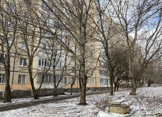 Продам 3-комнатную квартиру, 70 м2, Ставрополь, улица 50 лет ВЛКСМ, 67/3, микрорайон № 34