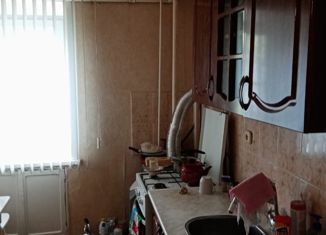 Продаю трехкомнатную квартиру, 60 м2, Каменка, Гражданская улица, 5