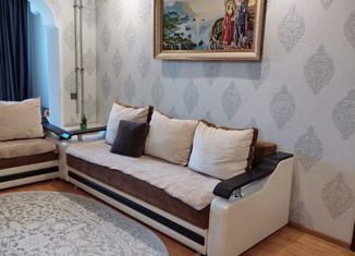 Продажа 2-ком. квартиры, 40 м2, Владикавказ, улица Леонова, 5, 4-й микрорайон