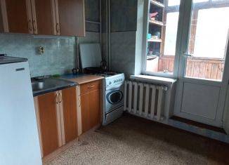 Продам однокомнатную квартиру, 32.8 м2, Гуково, Бургустинская улица, 1