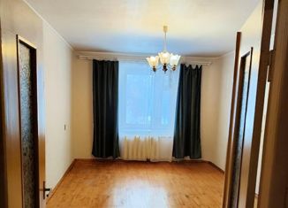 Продажа 1-ком. квартиры, 37.2 м2, Коммунар, Школьная улица, 4