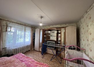 Продаю двухкомнатную квартиру, 40 м2, деревня Нариманова, Центральная улица, 22