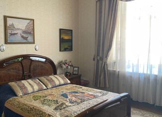 3-ком. квартира на продажу, 80 м2, Санкт-Петербург, улица Рылеева, 20/51, метро Площадь Восстания