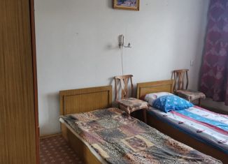 Сдаю трехкомнатную квартиру, 65 м2, Шарыпово, микрорайон Пионерный, 101/1