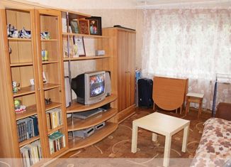 Продам 3-ком. квартиру, 63 м2, посёлок городского типа Яшкино, улица Новосёлов, 5