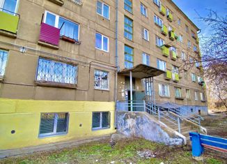 Продается 1-комнатная квартира, 22 м2, Челябинская область, Индустриальная улица, 16