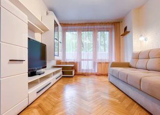 Продается трехкомнатная квартира, 60 м2, Москва, Профсоюзная улица, 91к1, метро Беляево
