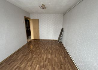 Продаю 3-комнатную квартиру, 63 м2, село Воскресенское, Школьная улица, 1