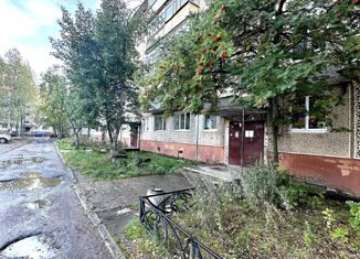 3-ком. квартира на продажу, 47.2 м2, Новодвинск, улица 3-й Пятилетки, 32