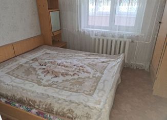 Трехкомнатная квартира в аренду, 60 м2, Карачаево-Черкесия, улица Космонавтов, 17