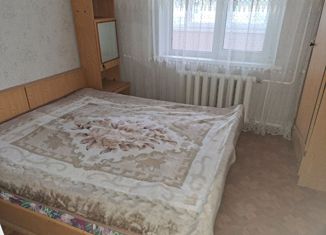 Трехкомнатная квартира в аренду, 60 м2, Черкесск, улица Космонавтов, 17