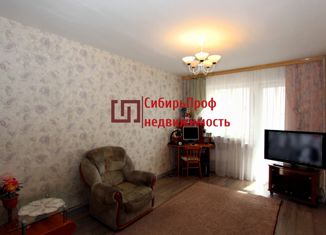 Продаю трехкомнатную квартиру, 56.5 м2, Новосибирская область, Учительская улица, 8