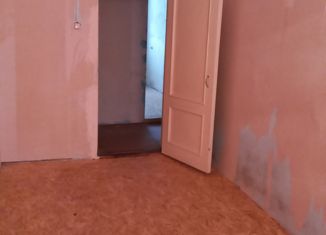 Продам однокомнатную квартиру, 32 м2, Кунгур, улица Челюскинцев, 10