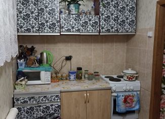 Продажа трехкомнатной квартиры, 50.5 м2, село Улыбино, Школьная улица, 1