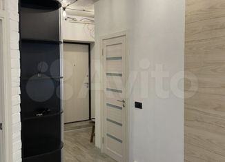 Продаю 2-ком. квартиру, 38 м2, Татарстан, улица Академика Кирпичникова, 18