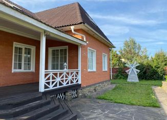 Продается дом, 360 м2, село Жаворонки, Дачная улица