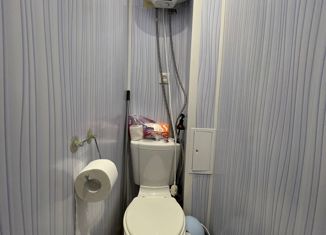 Продаю 3-ком. квартиру, 63 м2, Липецк, Архангельская улица, 20, Левобережный район