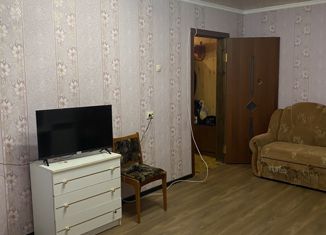 Двухкомнатная квартира на продажу, 49.5 м2, Ленск, Пролетарская улица, 23А