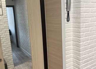 Однокомнатная квартира на продажу, 32.6 м2, Алапаевск, улица Николая Островского, 12К2