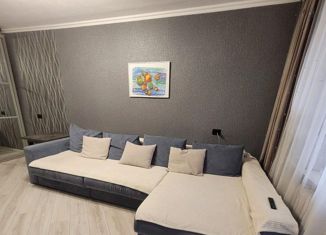 Продаю трехкомнатную квартиру, 78 м2, Краснодар, улица Кирилла Россинского, улица Кирилла Россинского