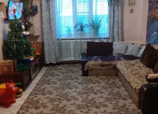 Трехкомнатная квартира на продажу, 51.1 м2, село Нюксеница, улица Мира, 17