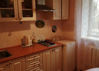 Продаю 3-комнатную квартиру, 65.2 м2, Керчь, Майский переулок, 7