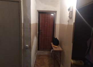 Продаю 3-ком. квартиру, 57.5 м2, село Можга, территория Микрорайон, 2