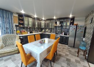 Продается дом, 260 м2, село Ивановское, село Ивановское, 56