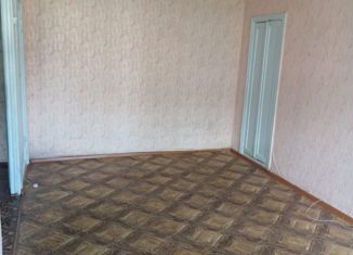 Продается 2-комнатная квартира, 45.7 м2, посёлок городского типа Яшкино, улица Свердлова, 20