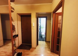 Продажа двухкомнатной квартиры, 41.8 м2, Москва, улица Алябьева, 4к2, улица Алябьева