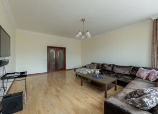 Продается 3-ком. квартира, 126 м2, Москва, Университетский проспект, 16, Университетский проспект