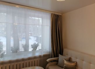 Продается 2-комнатная квартира, 43.1 м2, Гатчина, улица Гагарина, 3