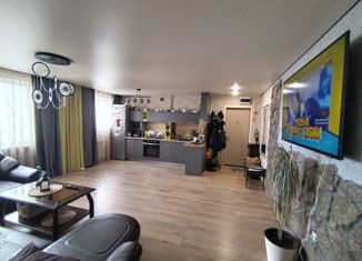 Продается 3-комнатная квартира, 57.9 м2, Каменск-Уральский, улица Кирова, 29