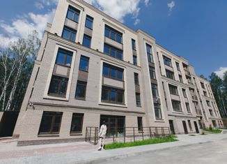 Продаю 3-комнатную квартиру, 88.82 м2, посёлок Рощино