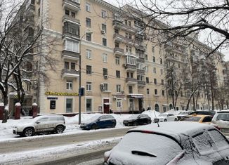 Продажа 2-комнатной квартиры, 58 м2, Москва, улица Маршала Бирюзова, 8к1, район Щукино