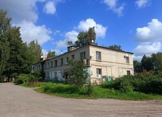 Продажа 2-комнатной квартиры, 41.5 м2, поселок Шапки, улица Нины Куковеровой, 3
