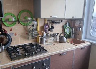 Продаю двухкомнатную квартиру, 41 м2, Москва, Беловежская улица, 15, станция Сетунь