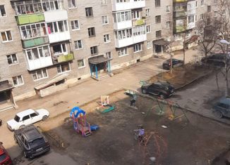 2-комнатная квартира на продажу, 47.2 м2, Оленегорск, улица Космонавтов, 12