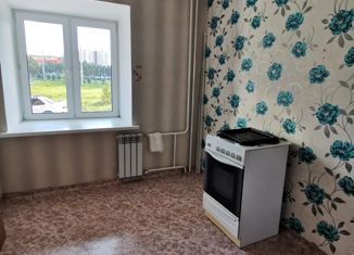 Продам 1-комнатную квартиру, 38 м2, Сосновоборск, улица Ленинского Комсомола, 40к1