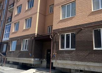 Продам двухкомнатную квартиру, 60 м2, Черкесск, Кузнечный переулок, 2Б