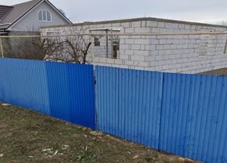 Продам дом, 120 м2, станица Петровская, улица Чапаева, 26А