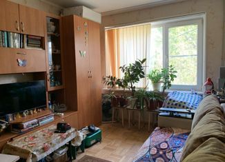 Продается двухкомнатная квартира, 64 м2, посёлок городского типа Энем, улица Перова, 75