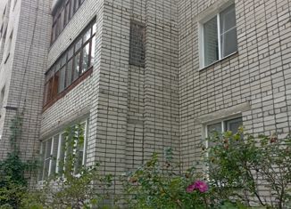 Продам 3-комнатную квартиру, 62 м2, Ярославль, Суздальское шоссе, 20к2, район Суздалка