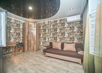 Продам 1-комнатную квартиру, 16.7 м2, Алушта, переулок Туристов, 5