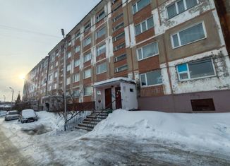 Продается двухкомнатная квартира, 50.9 м2, Магаданская область, Пролетарская улица, 61